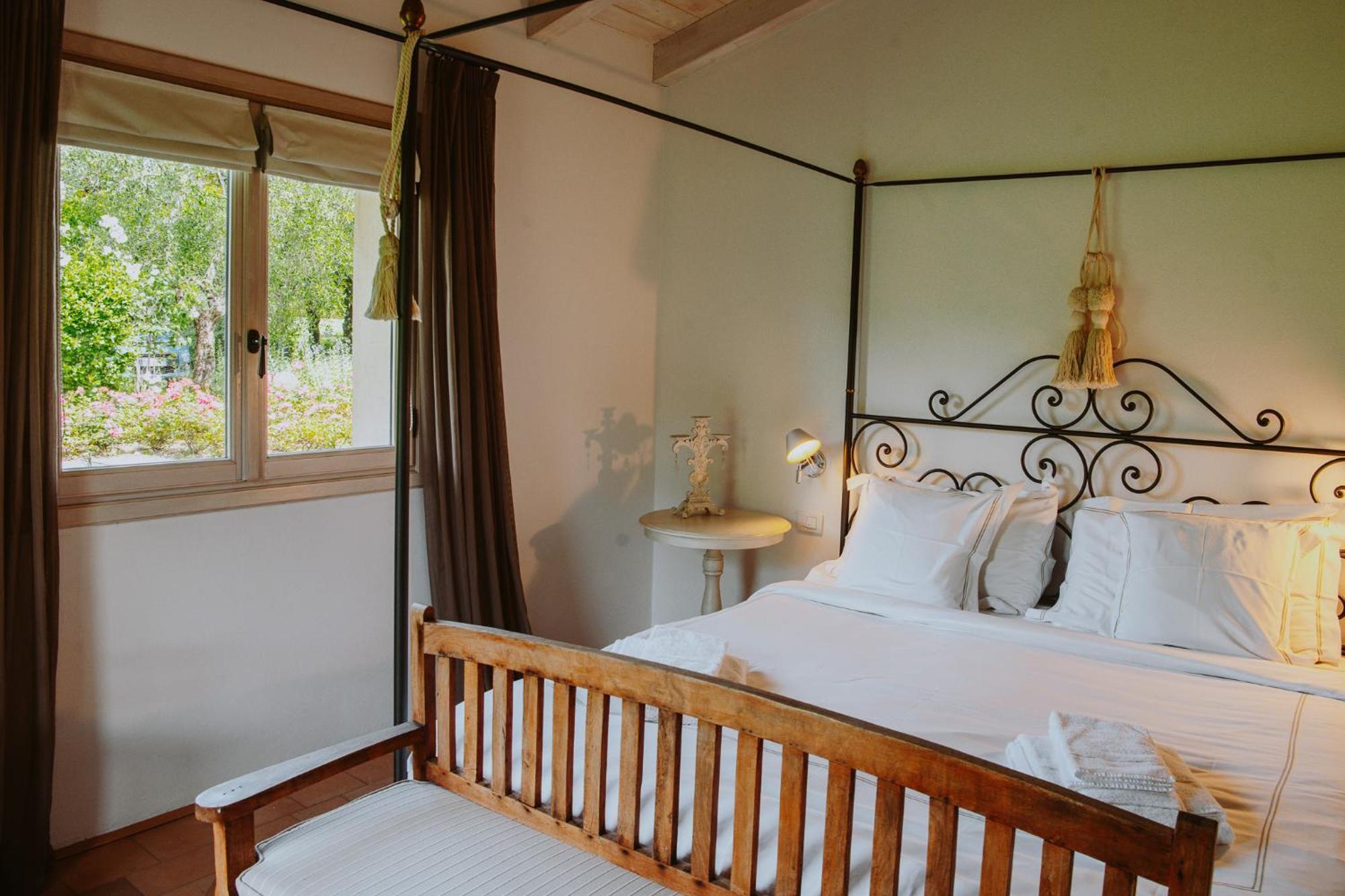 Relais De Charme Le Videlle Guest House Raffa Exterior photo