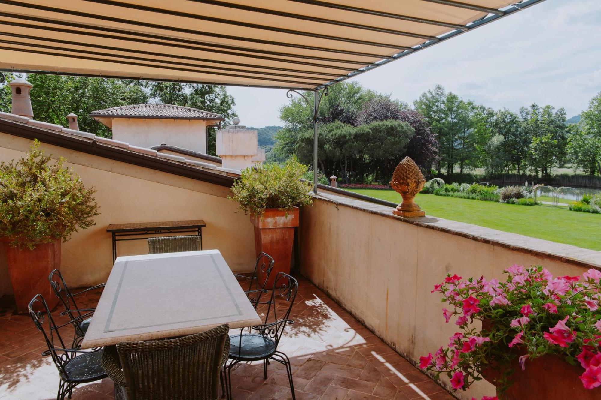 Relais De Charme Le Videlle Guest House Raffa Exterior photo